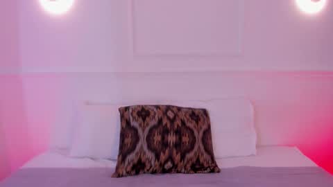 Snapshot of mia_lombana chatting on 10/22/25, 08:41 mia_lombana online show from 10/22/25, 08:41