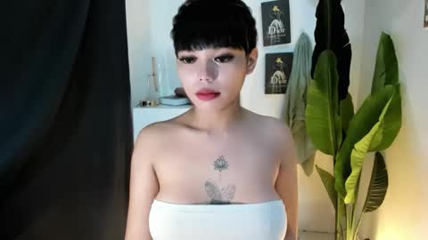 M I A online show from 05/16/26, 05:45