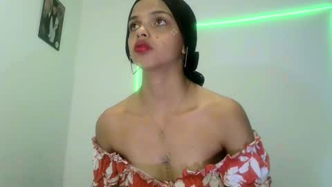 mia lucy 21 online show from 09/24/25, 06:22