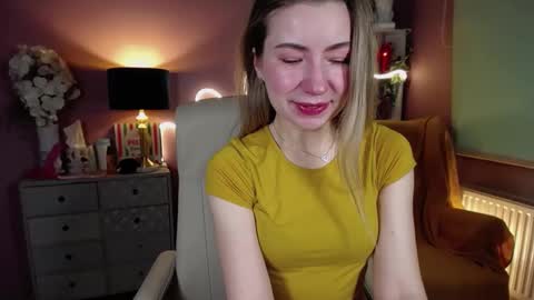 Mia online show from 02/13/25, 07:35