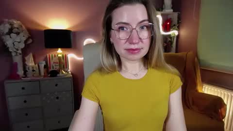 Mia online show from 02/13/25, 01:48