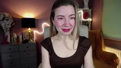 Mia online show from 02/16/25, 07:37