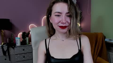 Mia online show from 10/09/25, 06:44