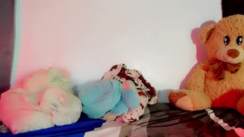 Mia3 online show from 03/13/26, 01:34