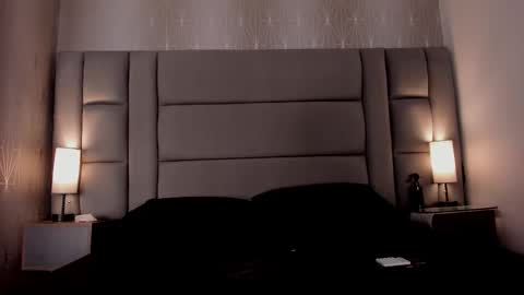    online show from 12/22/25, 08:28