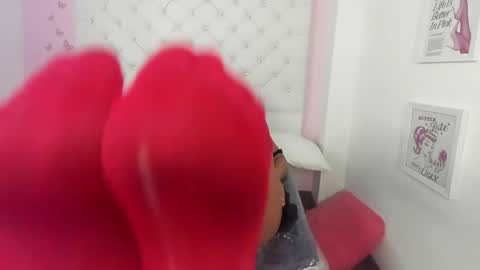 Snapshot of mia_miller001 chatting on 04/18/26, 11:14 MiaMiller online show from 04/18/26, 11:14