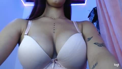 Snapshot of mia_millers2311 chatting on 02/06/25, 10:32 mia independent model online show from 02/06/25, 10:32