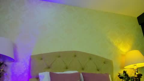 mia montess online show from 04/08/26, 01:22