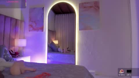 Snapshot of mia_mtnz02 chatting on 12/14/25, 03:45 mia_mtnz02 online show from 12/14/25, 03:45