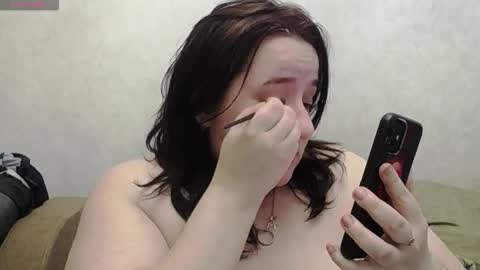 Snapshot of mia_muv chatting on 02/08/26, 10:18 mia_muv online show from 02/08/26, 10:18