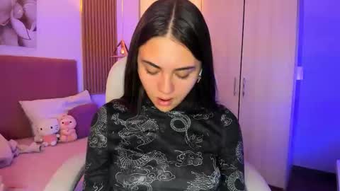 Mia Nevaeh - follow me online show from 11/10/25, 09:14