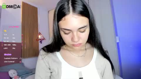 Mia Nevaeh - follow me online show from 06/15/26, 08:00