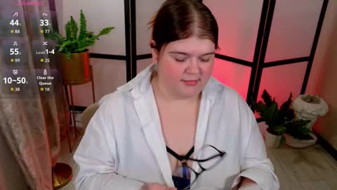 Sweet Mia online show from 11/14/25, 05:44