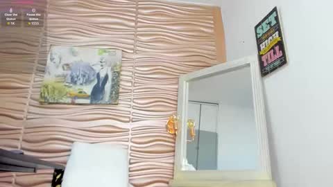 Mariana online show from 03/08/26, 01:36