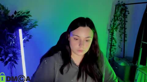 Mia online show from 02/18/26, 11:11