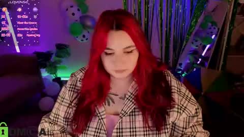 Snapshot of mia_r0ss chatting on 06/23/26, 01:14 Mia online show from 06/23/26, 01:14