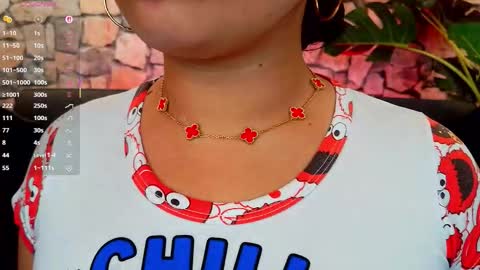 Snapshot of mia_roux1 chatting on 11/10/25, 06:12 Mia online show from 11/10/25, 06:12