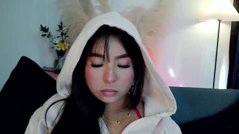 Mia online show from 02/05/26, 09:08