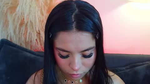 Mia online show from 03/22/26, 07:06