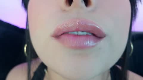 Snapshot of mia_roux1 chatting on 05/14/26, 10:49 Mia online show from 05/14/26, 10:49