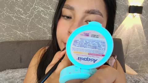 Snapshot of mia_roux13 chatting on 01/17/25, 12:53 Mia Roux online show from 01/17/25, 12:53