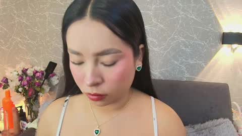 Snapshot of mia_roux13 chatting on 02/24/25, 06:47 Mia Roux online show from 02/24/25, 06:47