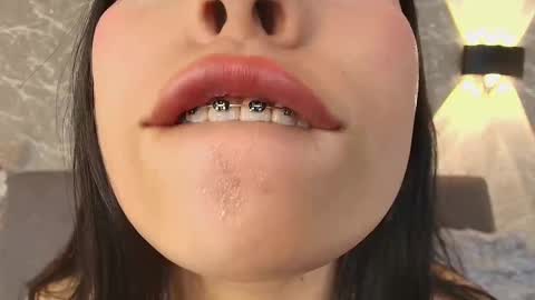 Snapshot of mia_roux13 chatting on 02/27/25, 01:16 Mia Roux online show from 02/27/25, 01:16