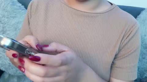 Snapshot of mia_roux13 chatting on 09/27/25, 07:08 Mia Roux online show from 09/27/25, 07:08