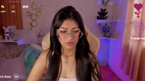 Snapshot of mia_smoke_ chatting on 05/04/26, 04:25 Mia online show from 05/04/26, 04:25