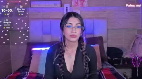 Mia online show from 07/28/26, 01:34