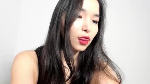 Snapshot of mia_soyun chatting on 12/19/25, 02:24 Your Soyun online show from 12/19/25, 02:24