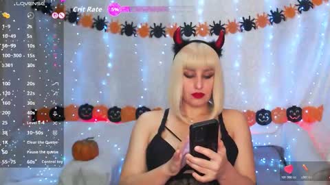 Snapshot of mia_sunn chatting on 10/25/25, 08:11 mia_sunn online show from 10/25/25, 08:11