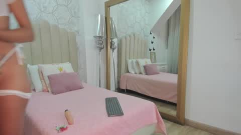 mia_tentacion__ online show from 05/12/26, 03:36