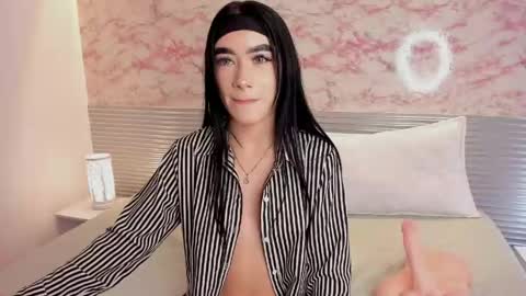 mia_velveet online show from 05/20/26, 07:42