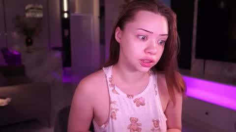 VixenMia online show from 12/21/25, 03:57