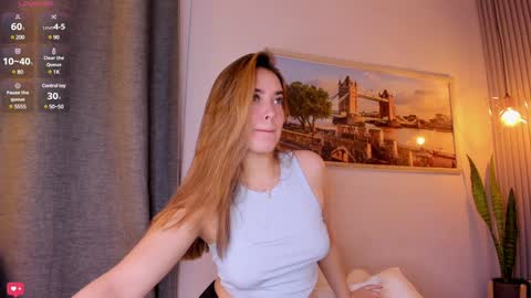 Mia White  online show from 01/06/25, 01:52