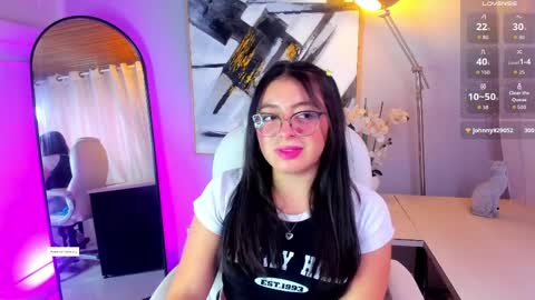 mia_wills_ online show from 04/09/26, 04:56