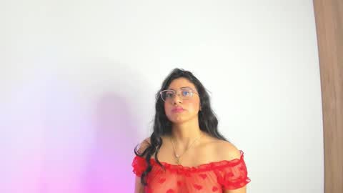 Mia online show from 02/16/26, 01:13