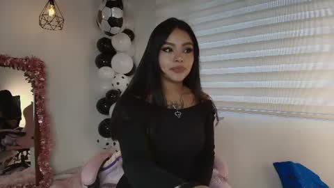 mia_zafir online show from 06/10/26, 09:46