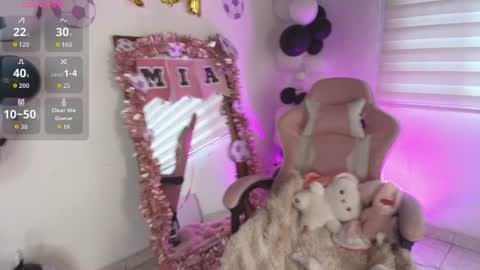 mia_zafir online show from 07/07/26, 08:46