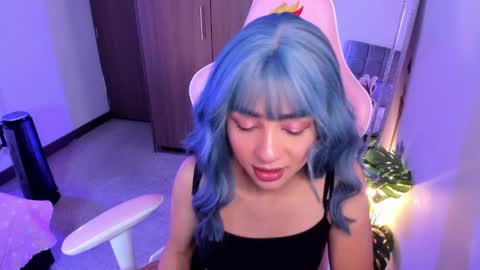 Snapshot of miaa_06 chatting on 04/10/26, 01:44 mia nicolle online show from 04/10/26, 01:44