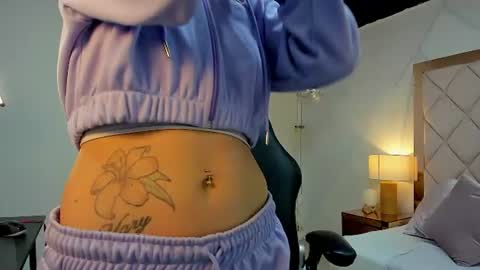 Mia  online show from 06/12/26, 12:26
