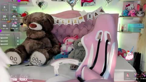 Mia online show from 02/20/26, 10:43