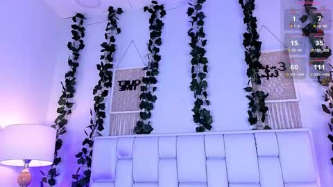 Mia online show from 03/18/26, 11:35