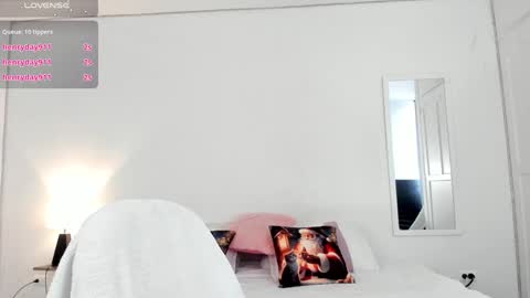 Snapshot of miaa_z chatting on 01/02/25, 06:56 Miaa online show from 01/02/25, 06:56