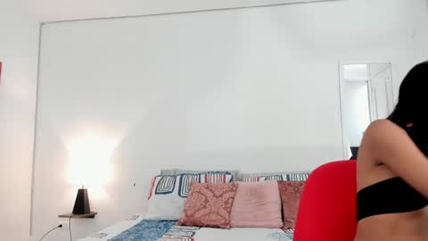 Snapshot of miaa_z chatting on 01/14/25, 12:24 Miaa online show from 01/14/25, 12:24