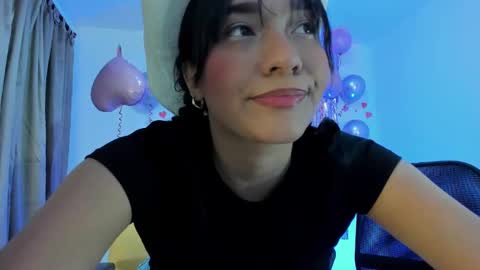 Snapshot of miaa_z chatting on 02/12/25, 03:38 Miaa online show from 02/12/25, 03:38