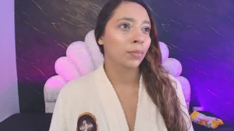 Snapshot of miaabrown__ chatting on 04/27/26, 12:14 Mia online show from 04/27/26, 12:14