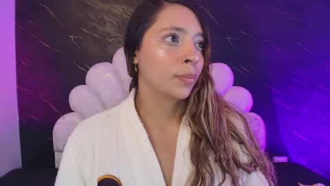Snapshot of miaabrown__ chatting on 05/13/26, 12:02 Mia online show from 05/13/26, 12:02