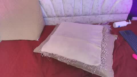Snapshot of miaabrown__ chatting on 06/03/26, 02:33 Mia online show from 06/03/26, 02:33